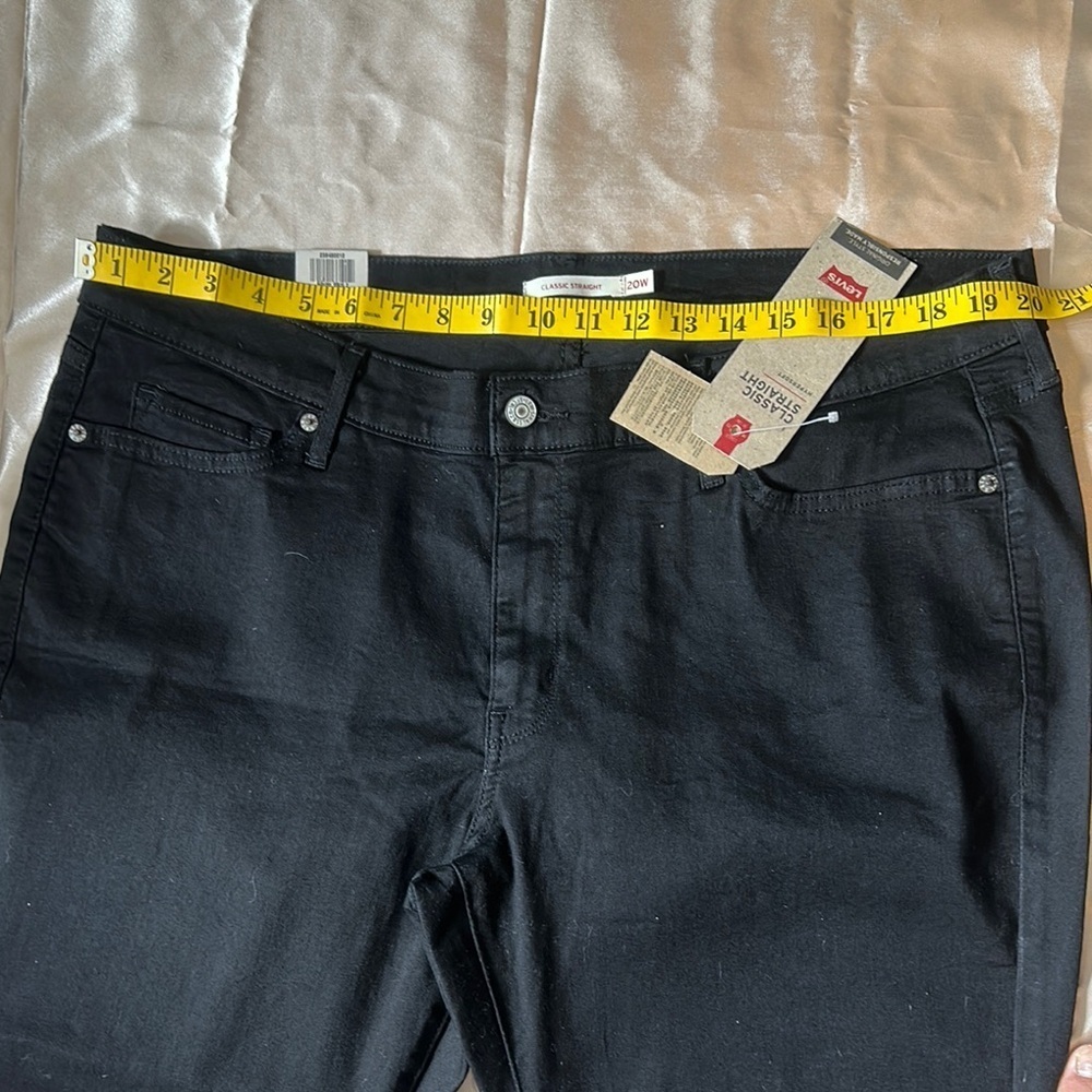 Levi's Black Straight Pants - Picture 7 of 13
